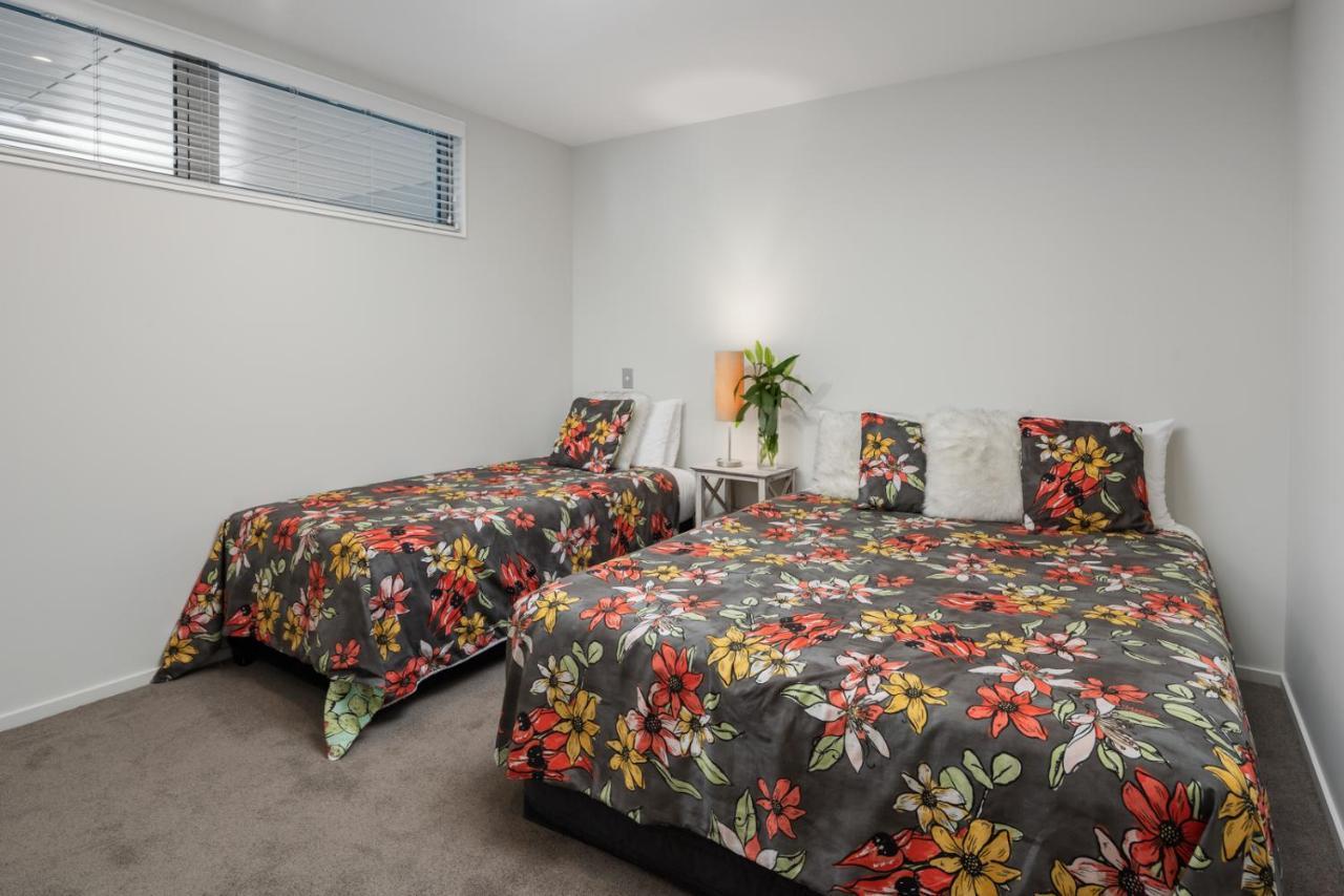 Pohutukawa Apartment Picton Exterior photo