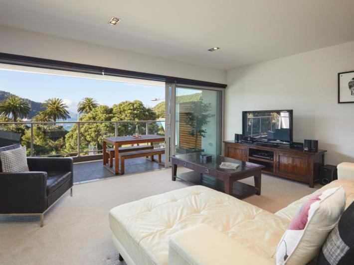 Pohutukawa Apartment Picton Exterior photo